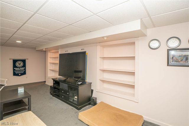 731 Bachtel Street SE, North Canton, OH 44720