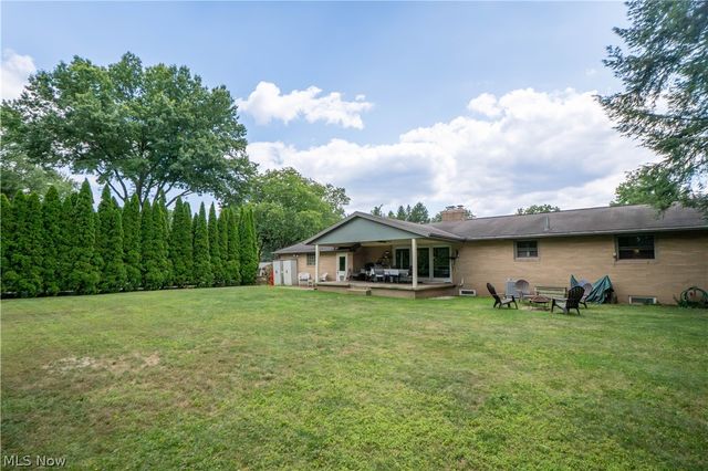 731 Bachtel Street SE, North Canton, OH 44720