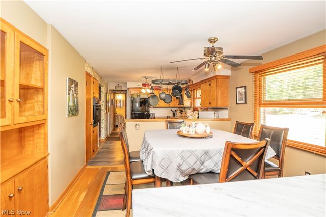 731 Bachtel Street SE, North Canton, OH 44720