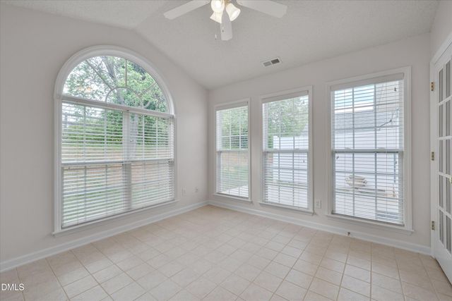 1901 Hawfields Crossing Lane, Mebane, NC 27302
