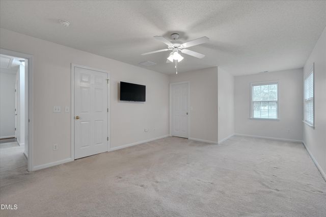 1901 Hawfields Crossing Lane, Mebane, NC 27302