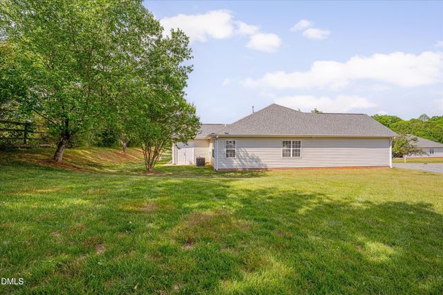 1901 Hawfields Crossing Lane, Mebane, NC 27302