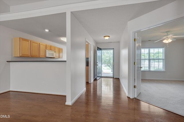 1901 Hawfields Crossing Lane, Mebane, NC 27302