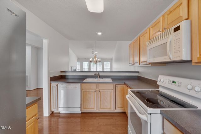 1901 Hawfields Crossing Lane, Mebane, NC 27302