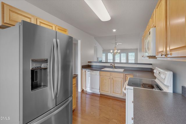 1901 Hawfields Crossing Lane, Mebane, NC 27302