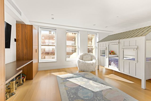 163 W 76TH Street, New York City, NY 10023