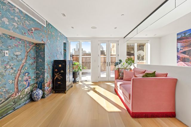 163 W 76TH Street, New York City, NY 10023