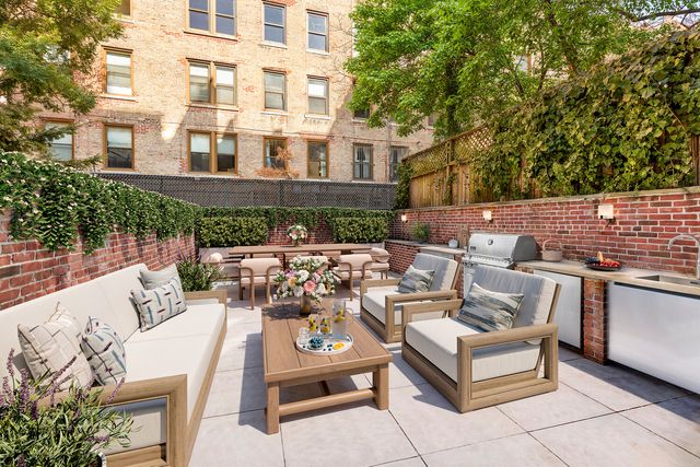 163 W 76TH Street, New York City, NY 10023