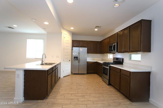 3824 S 64TH Drive, Phoenix, AZ 85043