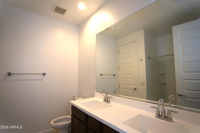 3824 S 64TH Drive, Phoenix, AZ 85043