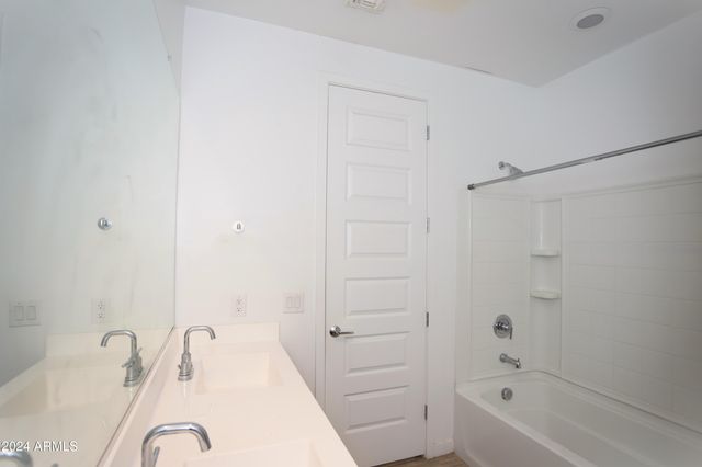 3824 S 64TH Drive, Phoenix, AZ 85043