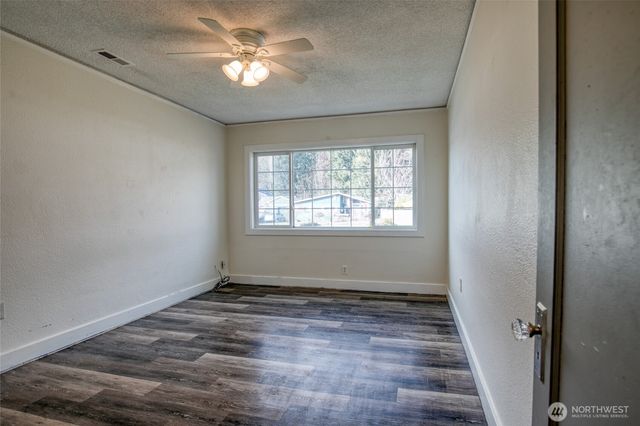 2409 Cherry Street, Aberdeen, WA 98520