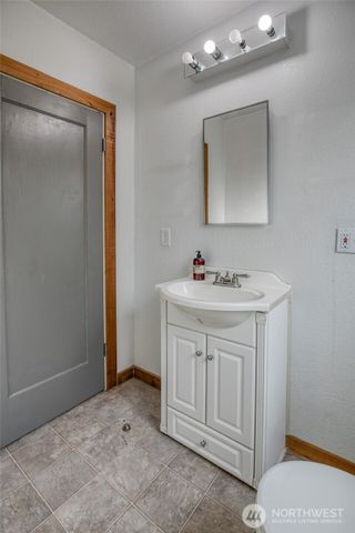 2409 Cherry Street, Aberdeen, WA 98520