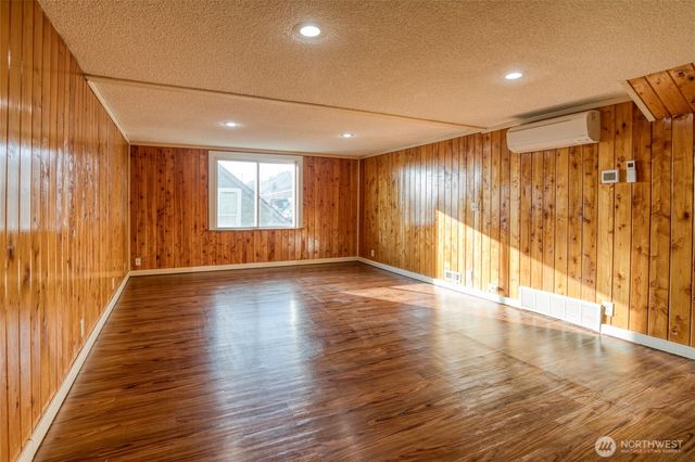 2409 Cherry Street, Aberdeen, WA 98520