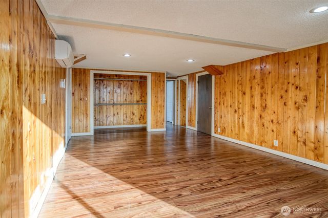 2409 Cherry Street, Aberdeen, WA 98520