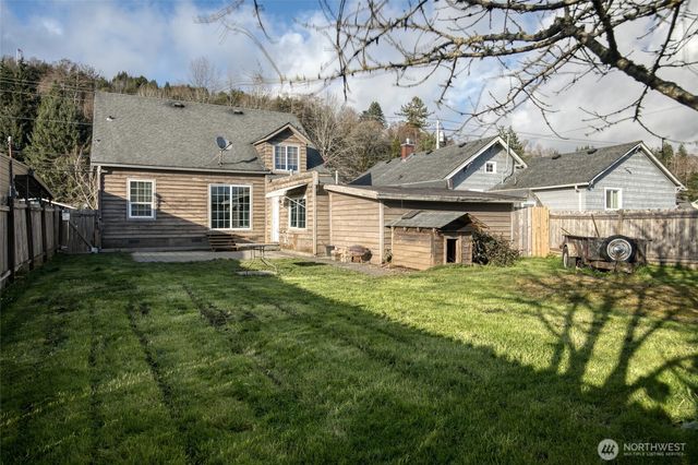 2409 Cherry Street, Aberdeen, WA 98520