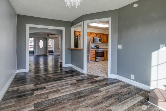 2409 Cherry Street, Aberdeen, WA 98520