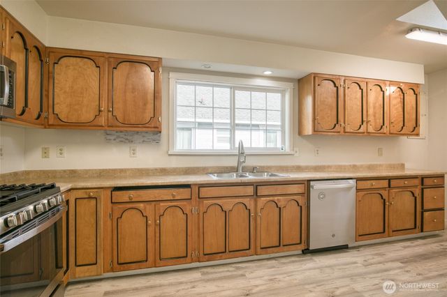 2409 Cherry Street, Aberdeen, WA 98520