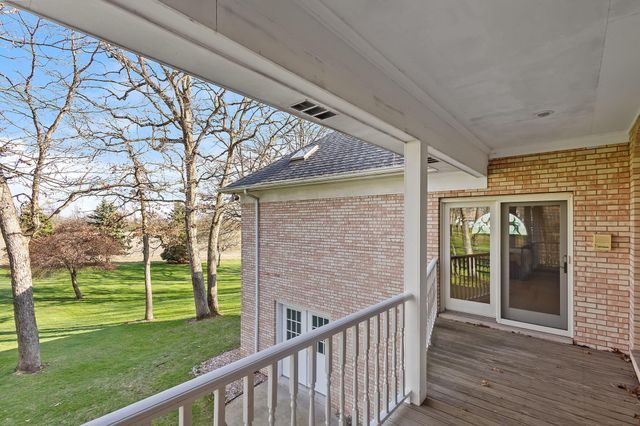 6664 Ridgeview Drive, Demotte, IN 46310
