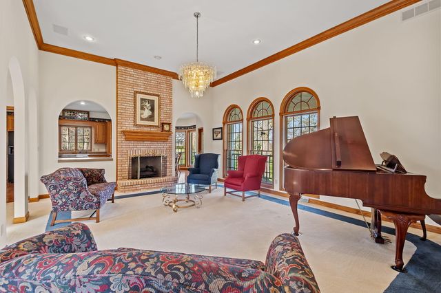 6664 Ridgeview Drive, Demotte, IN 46310