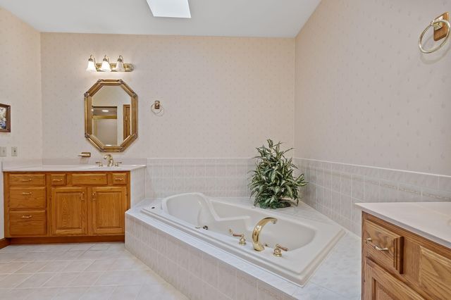 6664 Ridgeview Drive, Demotte, IN 46310