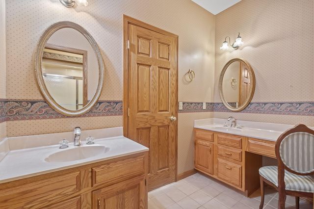 6664 Ridgeview Drive, Demotte, IN 46310