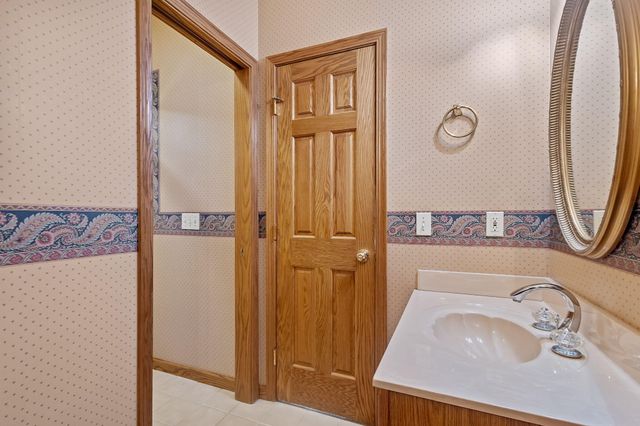 6664 Ridgeview Drive, Demotte, IN 46310