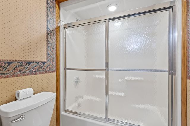 6664 Ridgeview Drive, Demotte, IN 46310