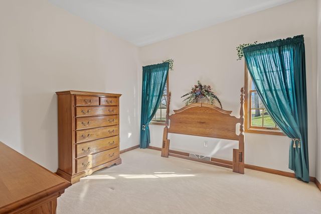 6664 Ridgeview Drive, Demotte, IN 46310