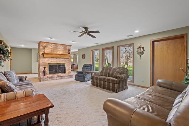 6664 Ridgeview Drive, Demotte, IN 46310