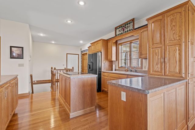 6664 Ridgeview Drive, Demotte, IN 46310