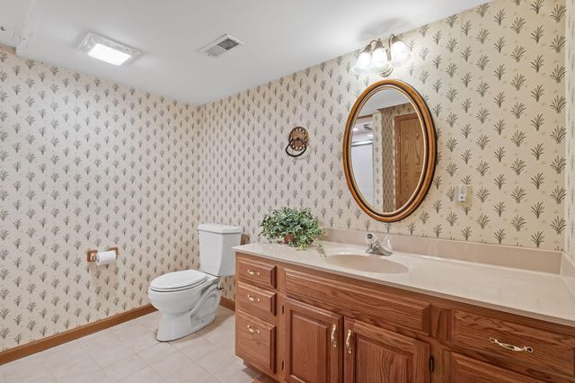 6664 Ridgeview Drive, Demotte, IN 46310