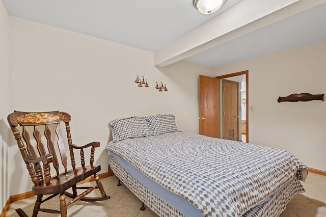 6664 Ridgeview Drive, Demotte, IN 46310