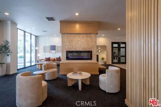 7135 Hollywood Boulevard 405, Hollywood, CA 90046