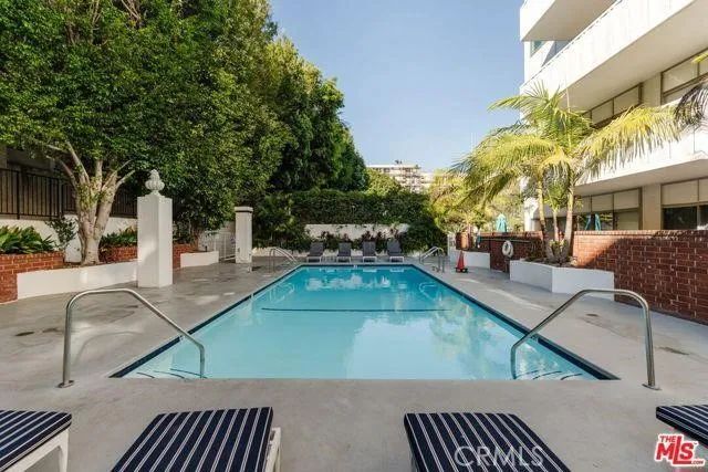 7135 Hollywood Boulevard 405, Hollywood, CA 90046