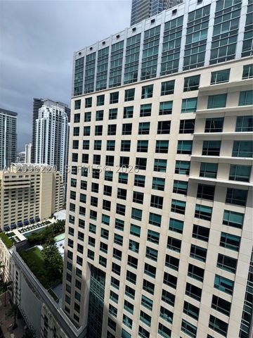 1200 Brickell Bay Dr 3206, Miami, FL 33131