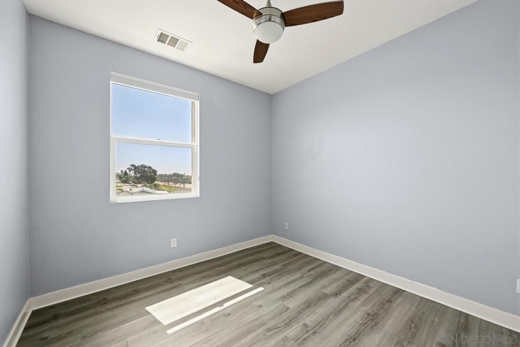 Image 15 of property listing at 748 Shoreline, Chula Vista, CA 91910