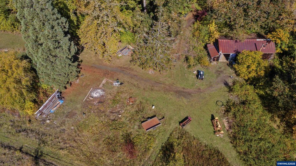 Image 47 of property listing at 23340 Doane Creek Rd, Sheridan, OR 97378