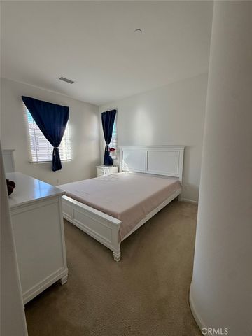 146 Working, Irvine, CA 92602