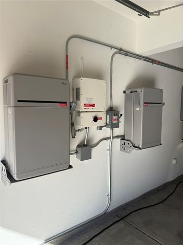 146 Working, Irvine, CA 92602