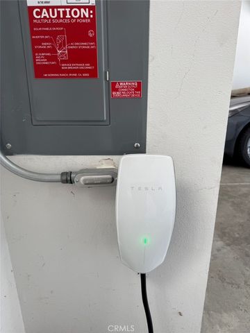 146 Working, Irvine, CA 92602