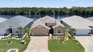 37 Lagoon Way, Palm Coast, FL 32137