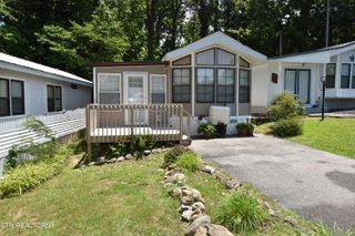 5355 East Pkwy 2, Cosby, TN 37722
