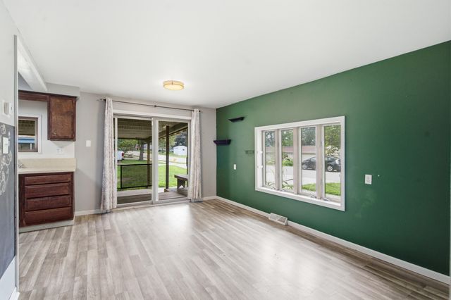 304 N Hartel Road, Potterville, MI 48876
