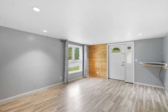 304 N Hartel Road, Potterville, MI 48876