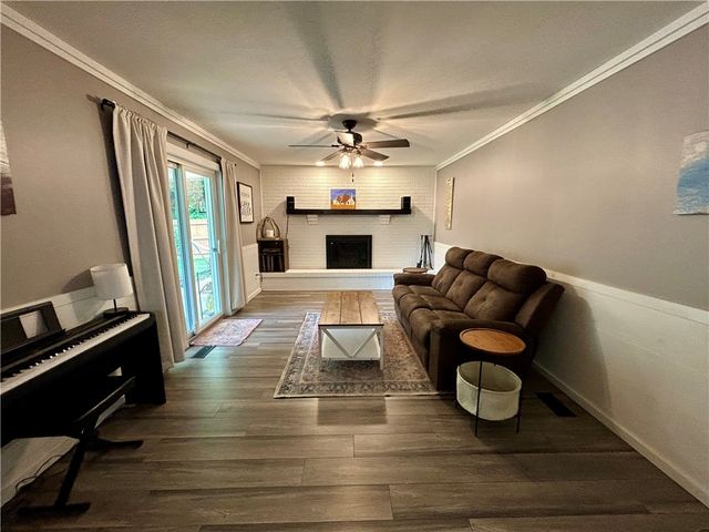 619 Talowood Drive, Beavercreek, OH 45430