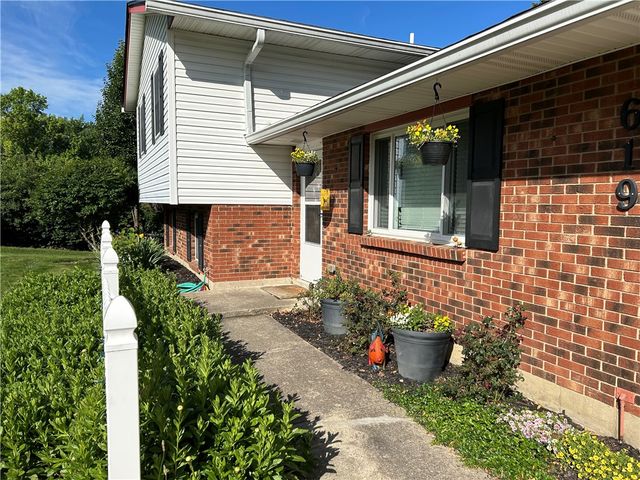 619 Talowood Drive, Beavercreek, OH 45430