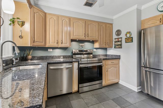 2238 Central Street 2, Evanston, IL 60201