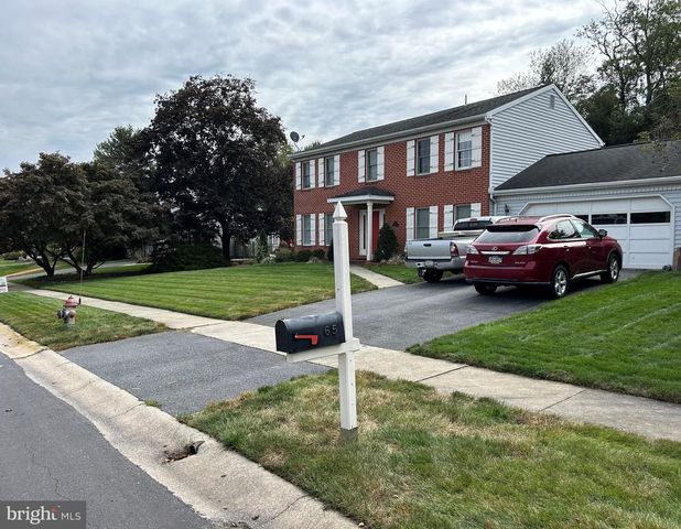 65 DOWNING DR, Wyomissing, PA 19610
