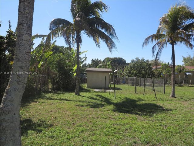 24925 SW 134th Ct, Homestead, FL 33032